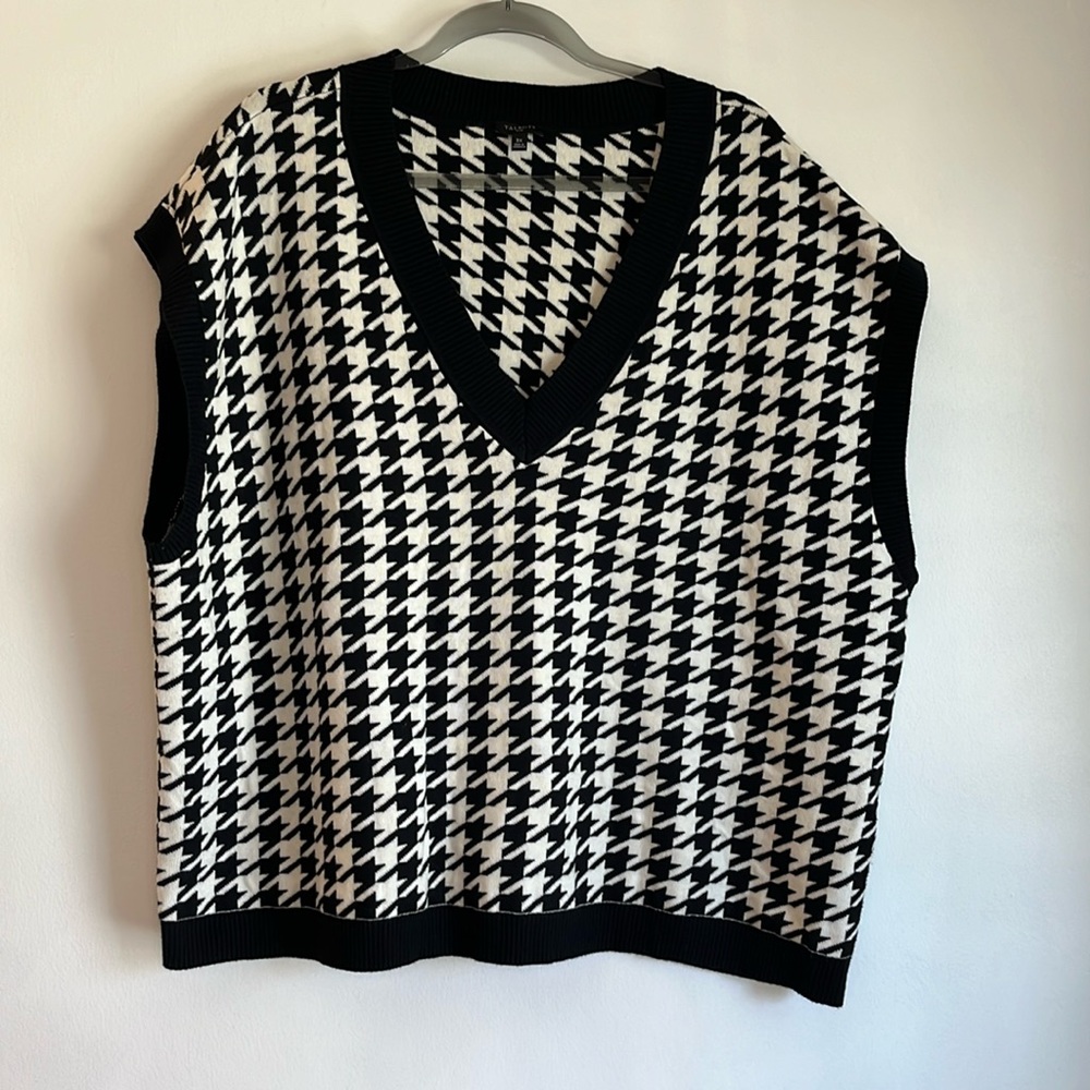 Talbots Black and White Houndstooth V-Neck Sweater Vest